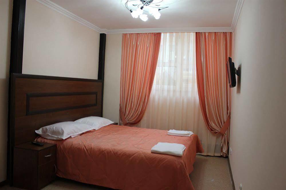 Bayterek Hotel Nur-Sultan  Exterior photo
